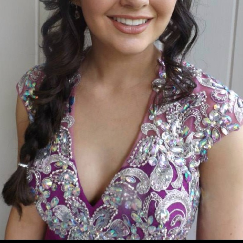Prom Dress - Picture 4 of 7